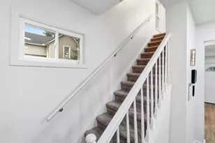 958 Miller Ave, Columbus, OH 43206 - Photo 16