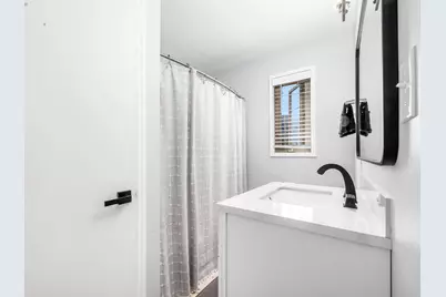 1775 Northwest Court #105, Columbus, OH 43212 - Photo 8