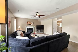 1332 Wagy Square, Pataskala, OH 43062 - Photo 6