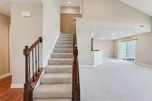 5087 Dinard Way, Columbus, OH 43221 - Photo 8