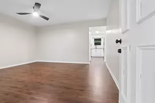 5385 Sherry Ct, Columbus, OH 43232 - Photo 6