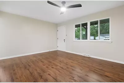 5385 Sherry Court, Columbus, OH 43232 - Photo 8