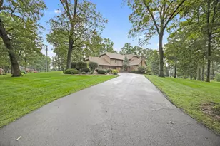 100 Tanglewood Dr, West Liberty, OH 43357 - Photo 4