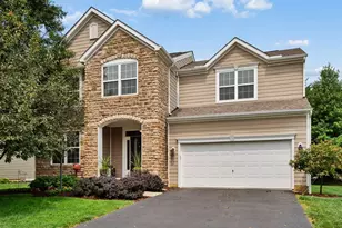 2027 Tulip Way, Lewis Center, OH 43035 - Photo 1