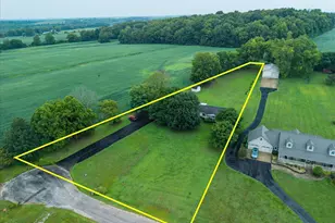 12873 Lakeside Dr, Greenfield, OH 45123 - Photo 2