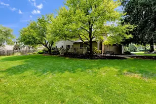 688 Southbluff Dr, Westerville, OH 43082 - Photo 58