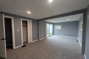 2928 Azelda St, Columbus, OH 43224 - Photo 8