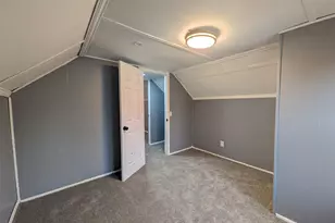 2928 Azelda St, Columbus, OH 43224 - Photo 10