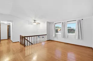 9630 Redwood Cir, Plain City, OH 43064 - Photo 14