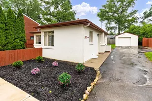 1967 Zollinger Rd, Columbus, OH 43221 - Photo 6