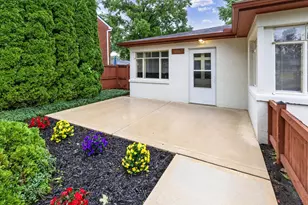 1967 Zollinger Rd, Columbus, OH 43221 - Photo 4