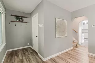 214 S Brinker Ave, Columbus, OH 43204 - Photo 10