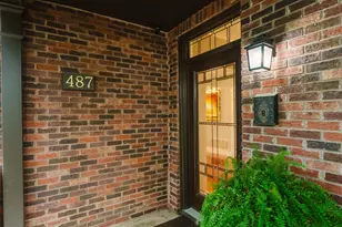 487 E Beck St, Columbus, OH 43206 - Photo 2