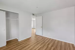 4651 Hilton Ave, Columbus, OH 43228 - Photo 16