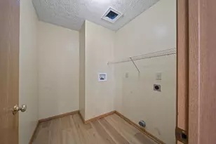 8527 Squad Ct, Galloway, OH 43119 - Photo 18