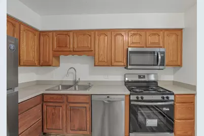 5866 Hallridge Circle, Columbus, OH 43232 - Photo 18