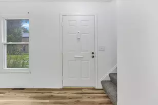 5866 Hallridge Cir, Columbus, OH 43232 - Photo 8