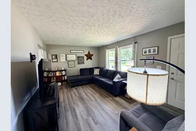 1836 Zimmer Street, Lancaster, OH 43130 - Photo 4