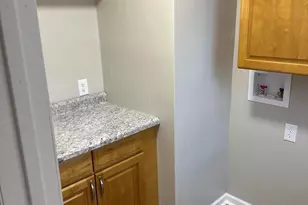 639 Morse Rd, Columbus, OH 43214 - Photo 6