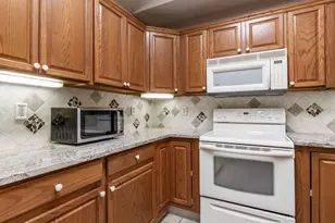 643 Kensington Dr, Heath, OH 43056 - Photo 18