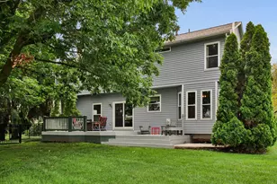 5692 Westbriar Ct, Hilliard, OH 43026 - Photo 4