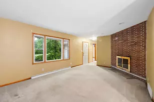 2433 Fishinger Rd, Upper Arlington, OH 43221 - Photo 4