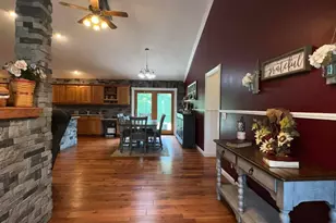 29430 Chestnut Dr, Albany, OH 45710 - Photo 2