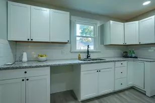 1071 Seymour Ave, Columbus, OH 43206 - Photo 30