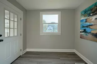 1071 Seymour Ave, Columbus, OH 43206 - Photo 8