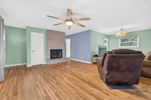 3483 Maple Shade Ct, Columbus, OH 43228 - Photo 6