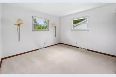 1069 Kennington Avenue, Columbus, OH 43220 - Photo 34