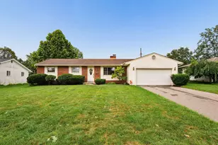 1069 Kennington Ave, Columbus, OH 43220 - Photo 2