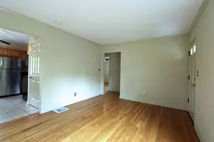 925 S Chesterfield Rd, Columbus, OH 43209 - Photo 6
