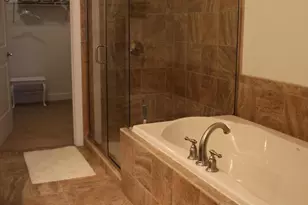 828 Bobcat Ave, Grandview Heights, OH 43212 - Photo 10