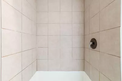 1044 E Long Street #1046, Columbus, OH 43203 - Photo 18