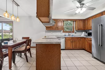2101 Walnut Hill Park Drive, Columbus, OH 43232 - Photo 14