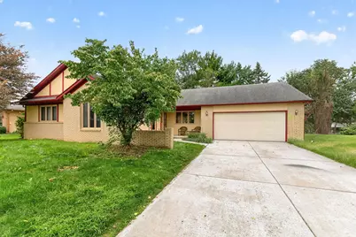 2101 Walnut Hill Park Drive, Columbus, OH 43232 - Photo 2