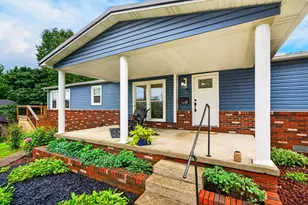 427 Davis Ave, Oak Hill, OH 45656 - Photo 16