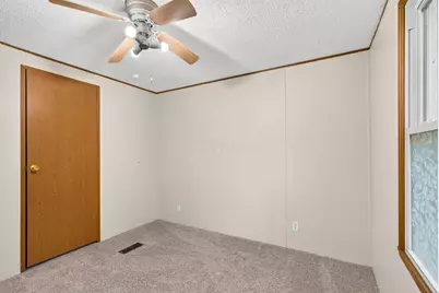 427 Davis Avenue, Oak Hill, OH 45656 - Photo 36