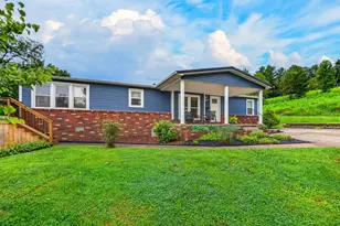 427 Davis Ave, Oak Hill, OH 45656 - Photo 10