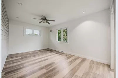 360 W Columbus Street, Lithopolis, OH 43136 - Photo 14