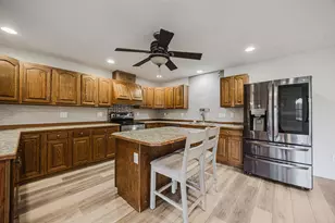 360 W Columbus St, Lithopolis, OH 43136 - Photo 8