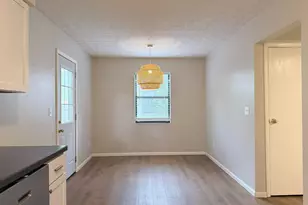 4849 Herndon Dr, Columbus, OH 43221 - Photo 14