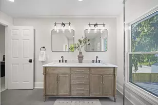 325 W William St, Delaware, OH 43015 - Photo 24