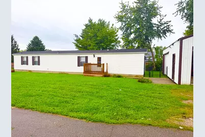 8903 Leist Avenue SW, Stoutsville, OH 43154 - Photo 2