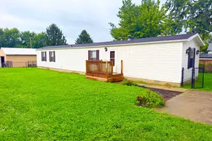 8903 Leist Ave SW, Stoutsville, OH 43154 - Photo 1