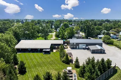 8 E 3rd Avenue, Mount Sterling, OH 43143 - Photo 1
