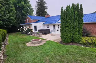 9 Meadow Ln, Tiffin, OH 44883 - Photo 2
