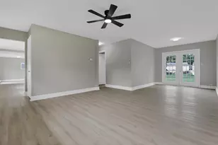 3595 Clearwater Dr, Columbus, OH 43232 - Photo 4