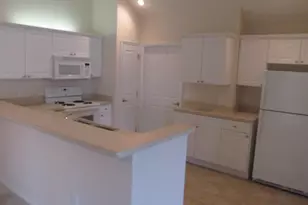 1413 Cascade Dr, Grove City, OH 43123 - Photo 2